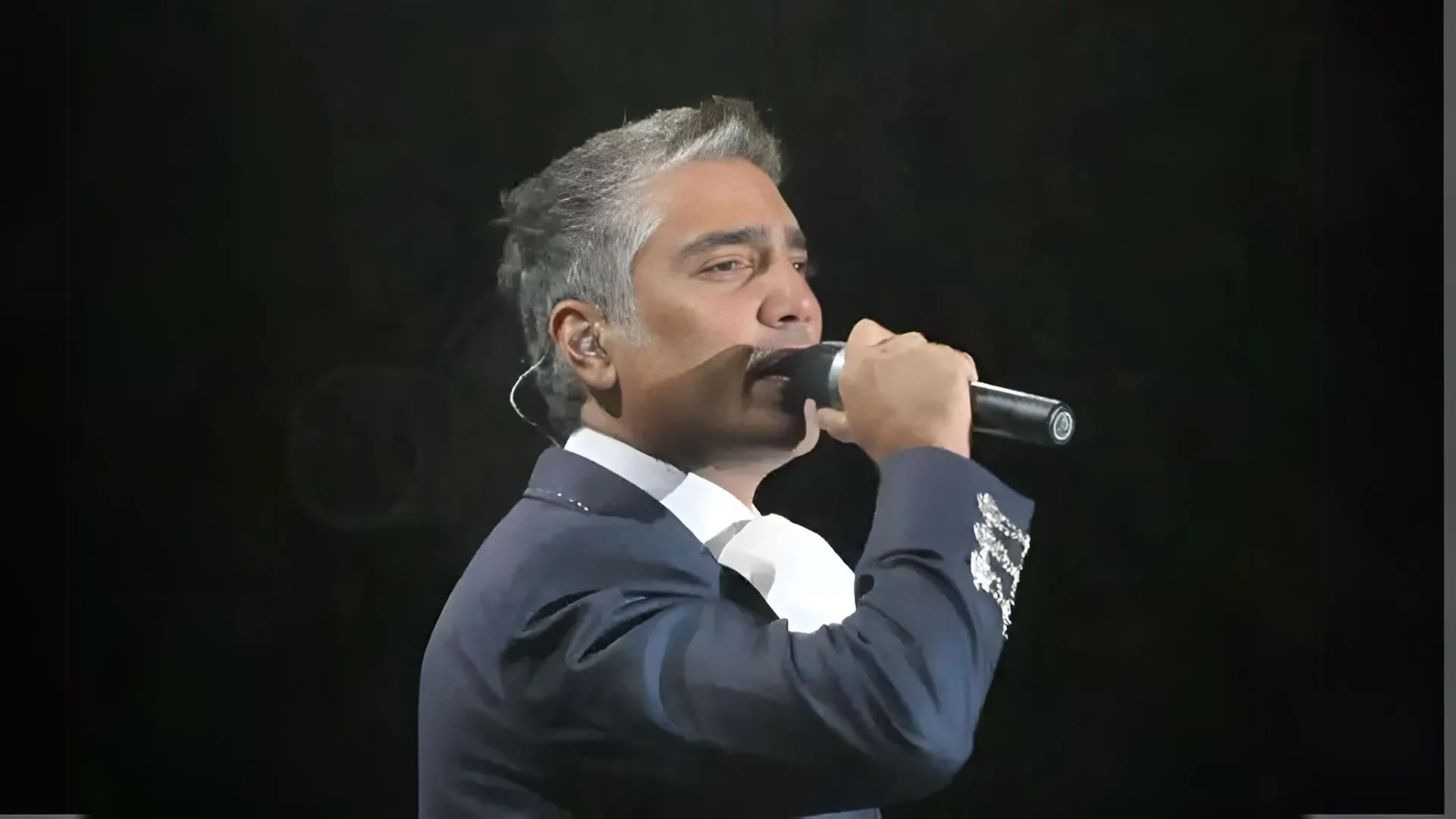 Music 135 Alejandro Fernandez