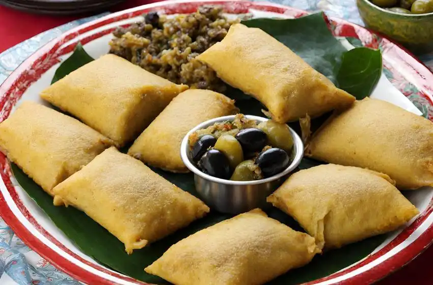 Hallacas recipe: Venezuela's Culinary Tapestry Unfolded in a Corn Husk 1 VenezuelaDishHallacas