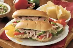 Mariscada Recipe: A Seafood Extravaganza from El Salvador 5 Panes con Pavo Recipe: A Flavorful Tradition from El Salvador