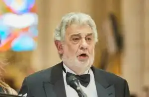Rocío Dúrcal: El legado atemporal de la reina de la ranchera 7 Plácido Domingo: Una odisea musical desde Madrid a los escenarios mundiales