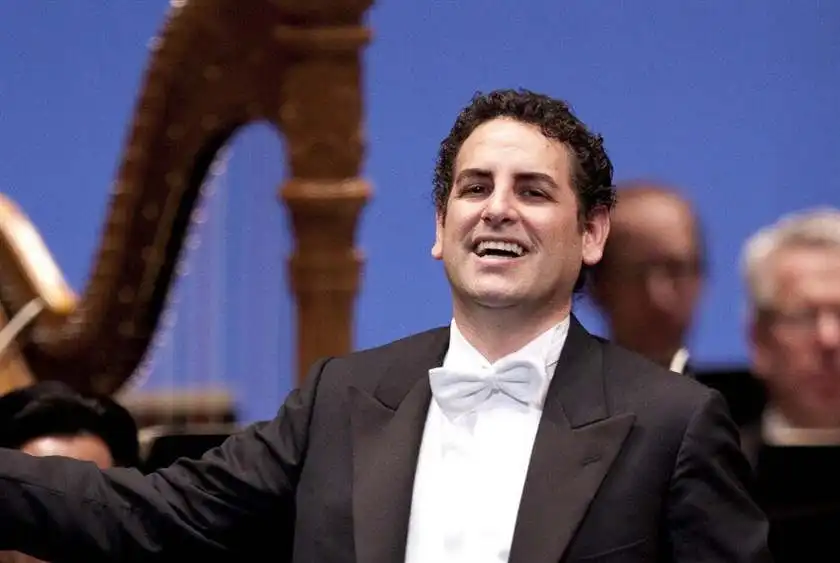 TENOR PERUANO JUAN DIEGO FLOREZ REALIZO RECITAL EN NATIONAL OPERA HOUSE DE WASHINGTON DC 25497845608 e1702453462861 1