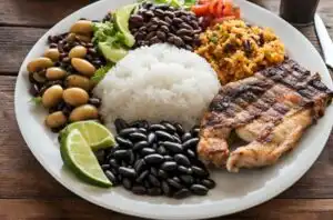 Walter Gavitt Ferguson: la vibrante biografía del rey Calypso de Costa Rica 5 Receta de Casado: La Armonía de Sabores en la Cocina Costarricense