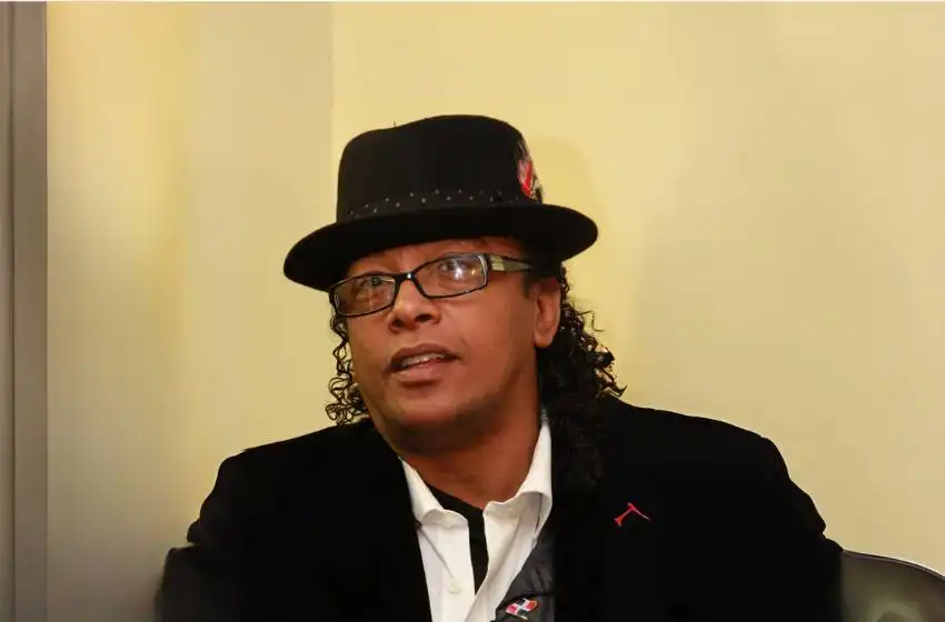 La Biografía de Sergio Vargas – Una Voz del Alma Dominicana - Korespa.com